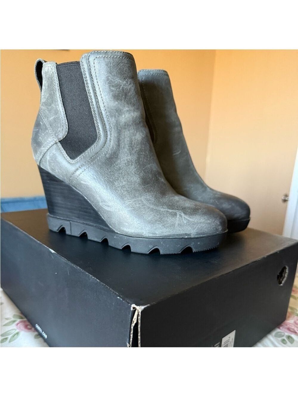 Sorel Joan Uptown Chelsea Wedge Boots - Quarry Gray